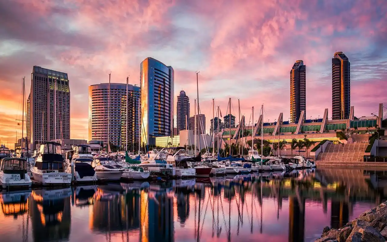 绚丽繁华城市风光图片桌面壁纸