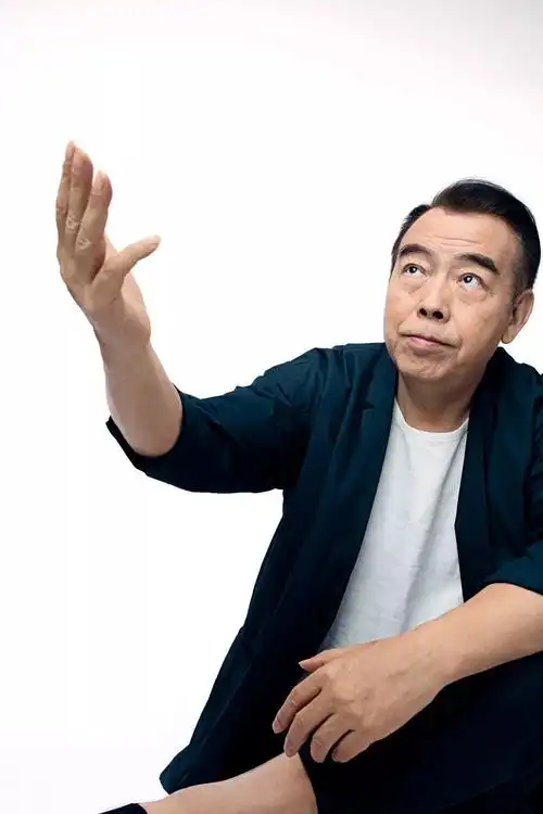 陈凯歌霸王面壁