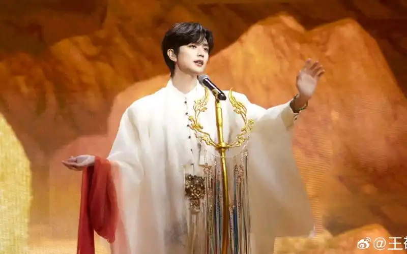 妖扬《飞天》舞台照