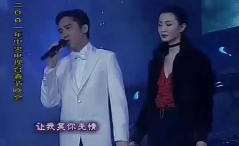 春晚四十年:那些你不知道的难忘瞬间_表演_费翔_赵本山