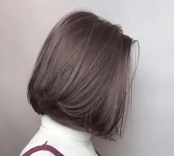 "网红气垫烫中短发"