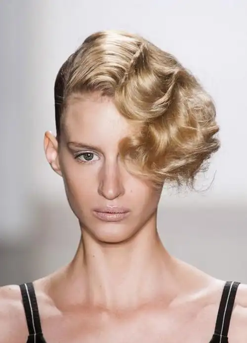 欧美女士个性复古卷发图片,卷发图片,发型图片