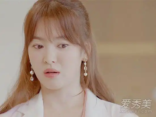 太阳的后裔宋慧乔的头发到底是什么颜色?_美容护肤知识大全_百度攻略