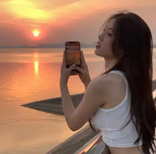 微信头像女,抖音头像女,动漫头像,可爱卡通头像,黑白头像,个性高冷