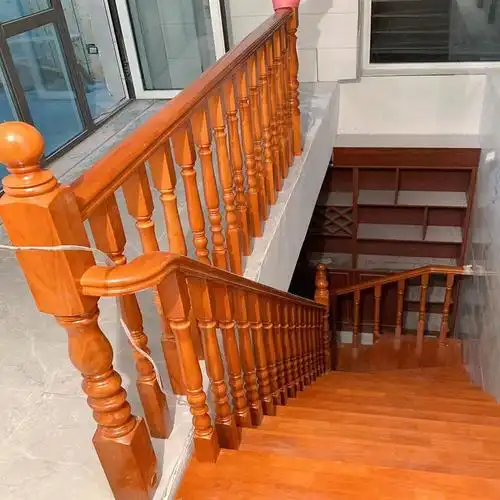 原木清水色烤漆楼梯扶手实木立柱栏杆室内家用简约现代复式阁楼梯