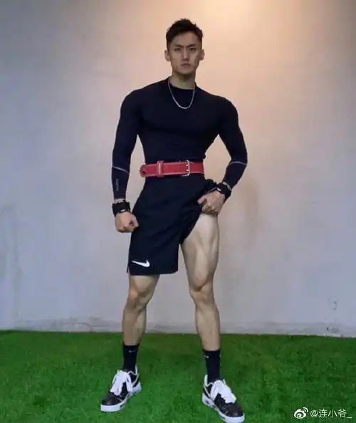 这个身材比例也太完美了吧!#肌肉男