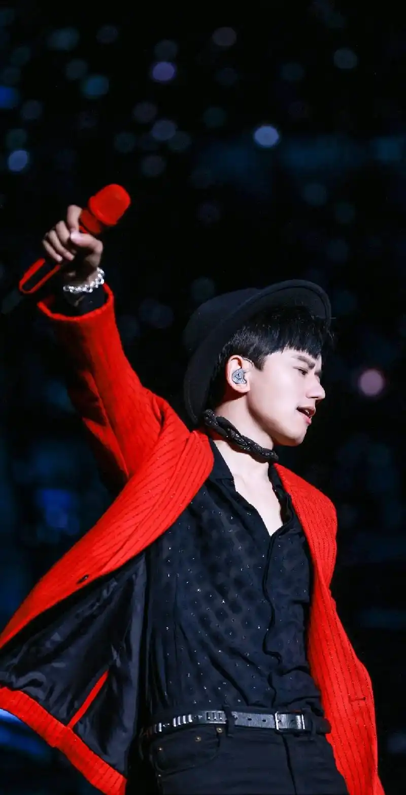 张杰 还有人没见过这组帅气的杰哥我会伤心的ok?#你是凭实 - 抖音