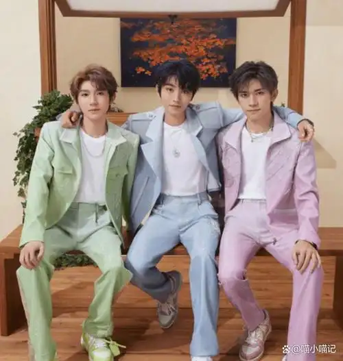 王俊凯过生日王源易烊千玺庆贺力证tfboys没解散兄弟情不变