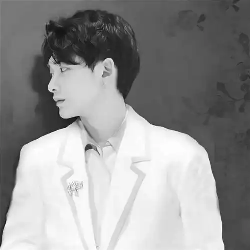 真人情头黑白一男一女 高清好看的情侣头像黑白一人一张图片_情侣头像