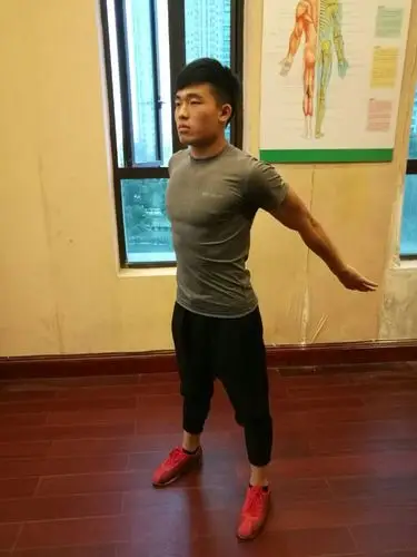 肱二头肌(主动拉伸)