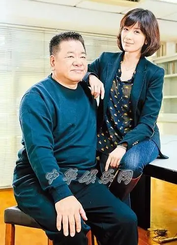 贾静雯出演干爹吴敦新版天龙八部李秋水图