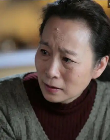 娱乐圈6位大龄老戏骨,最后一位96岁还在工作,你认识几位