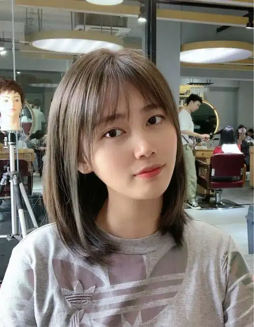 2021最火门齐肩初恋发锁骨发减龄显脸小脸大的小姐妹看过来哦这款发型