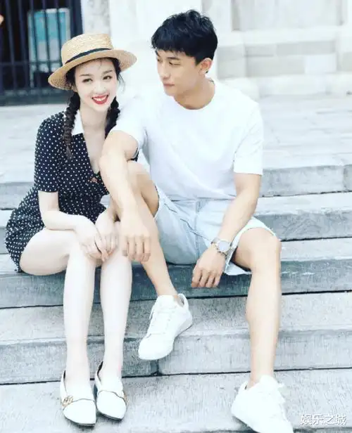 原创娱乐圈又诞生一对情侣从综艺节目到现实生活两人都在认真谈恋爱