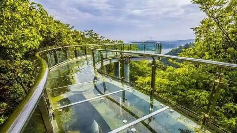 庐山西海玻璃桥在哪