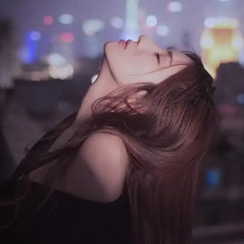 让对方看到心疼的图片头像 高清伤感好看让人一看就心疼的图片头像