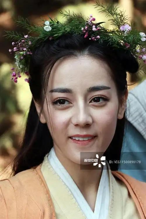 迪丽热巴早期非精修组图