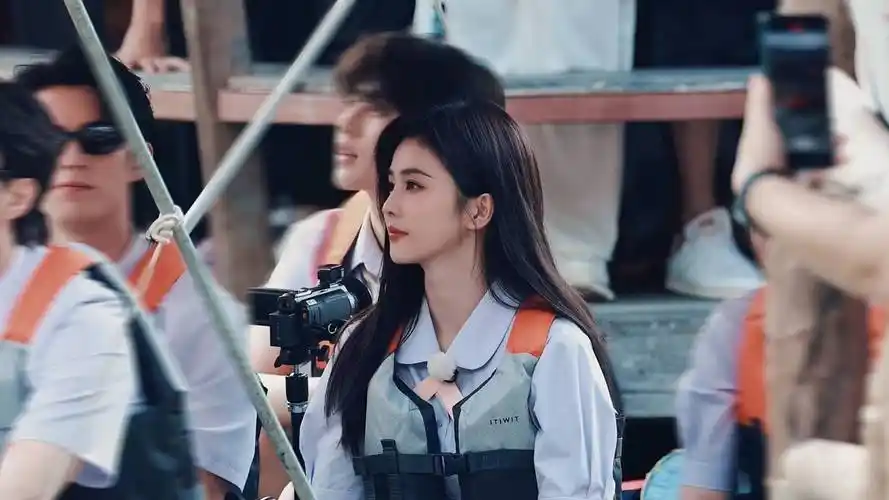 奔跑吧:宋雨琦蔡徐坤回归,白鹿异域风,范丞丞王鹤棣周深帅气_嘉宾_线