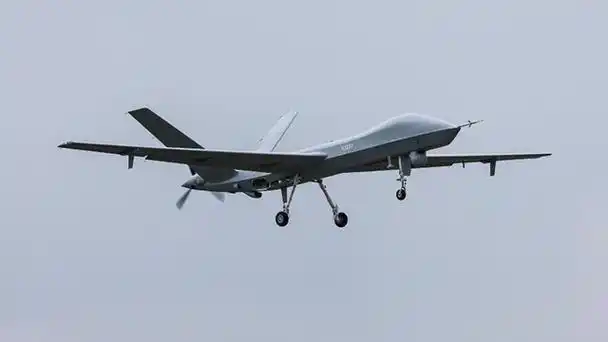 中央军委批准中国人民解放军唯一新闻门户网站