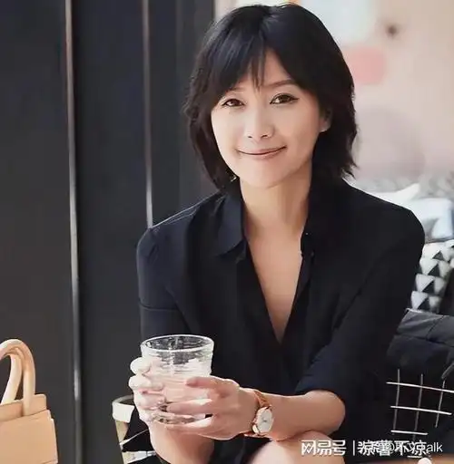 徐静蕾的感情史为何被许多网友赞美