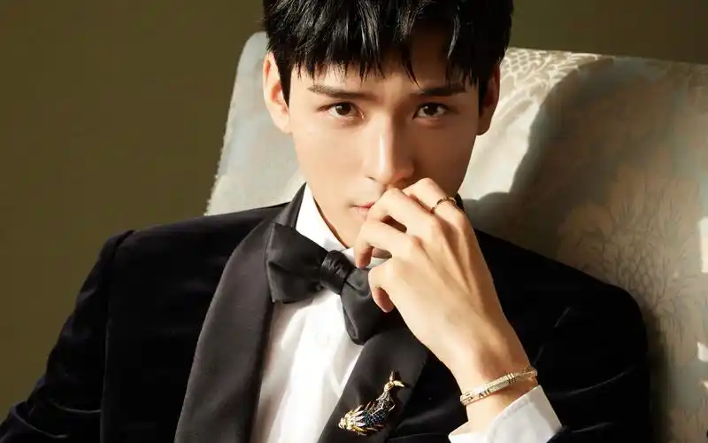 龚俊商务广告合集(持更) | 210409-tiffany珠宝展_哔哩哔哩_bilibili