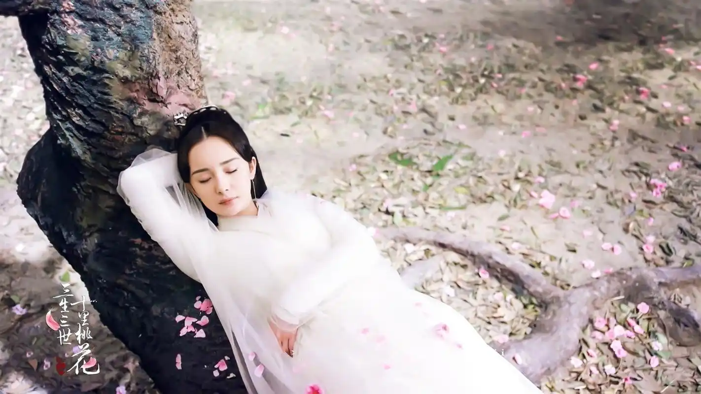 三生三世十里桃花白浅壁纸_杨幂虐心三世情缘