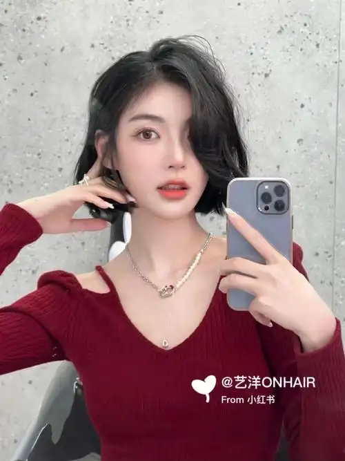 女明星都追风的简约高级感短发