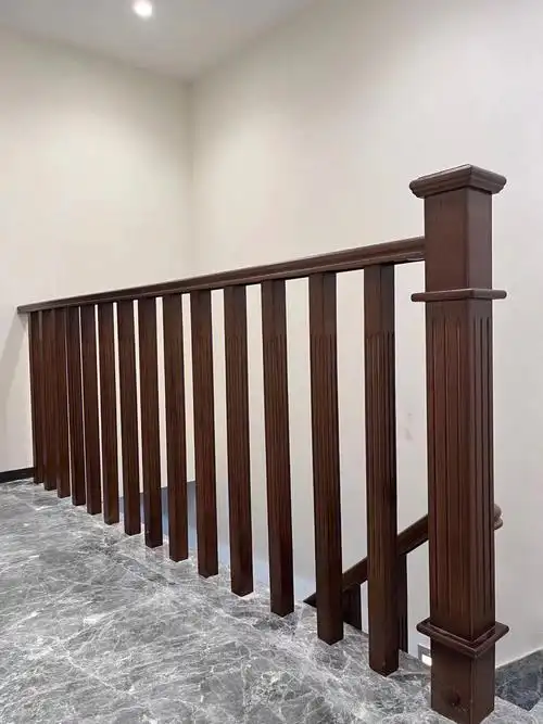 这样的自建房别墅新中式实木楼梯扶手好看吗