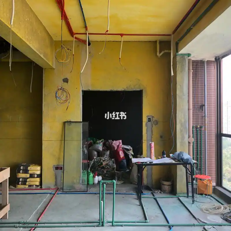 室内设计 君汇新天 前两天去现场木工交底拍的进度照片.