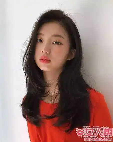 中长发配什么卷好看 2019年最流行的中长发卷发发型图片