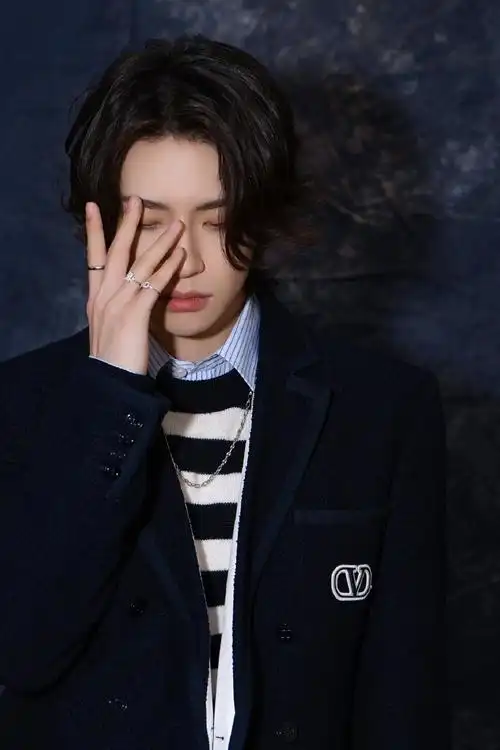 美美与共##小鬼再现美式男高风##小鬼限定男高学院风