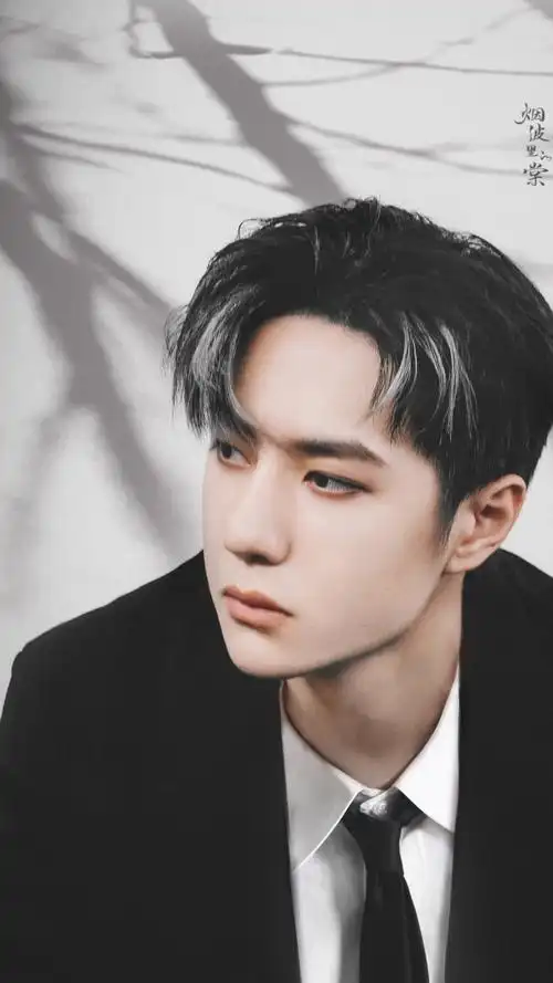 王一博#妆愈浓,人愈a,是一博,世无双