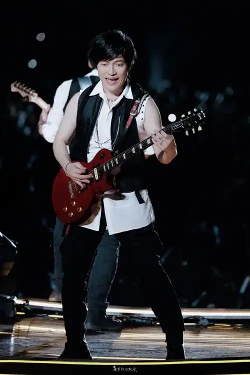 温尚翊超话949915#五月天广州演唱会#20231012 五月天诺亚方舟