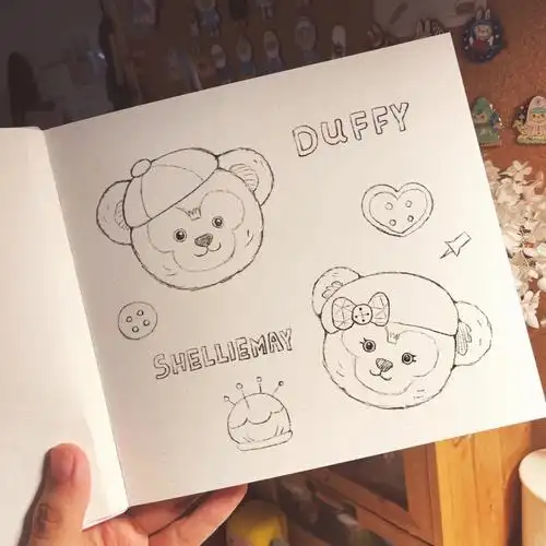 迪士尼达菲雪莉玫手工系列铅笔线稿