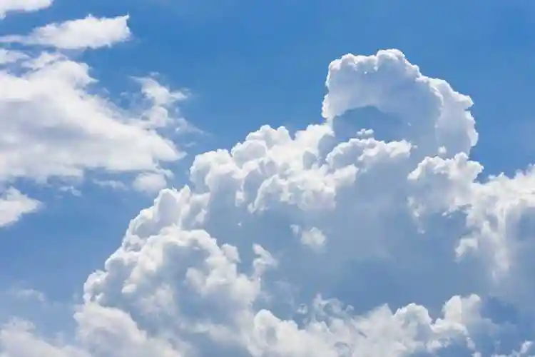 天空白色云团图片,高清图片,免费下载 - 绘艺素材网