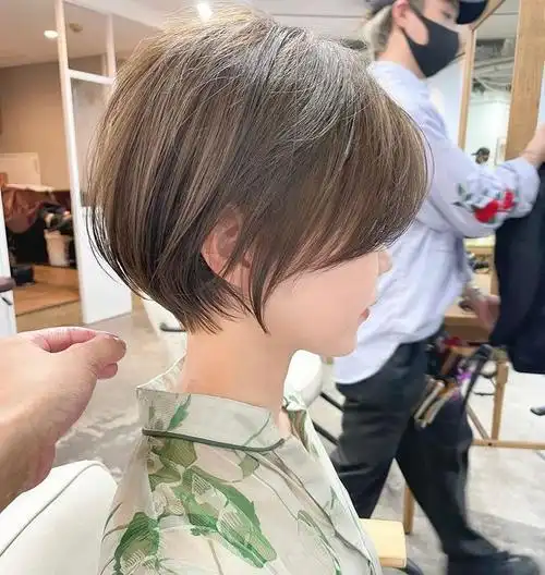 这16款发型很受欢迎,立体瘦脸又解暑,越来越多女性这样剪|短发|波波头