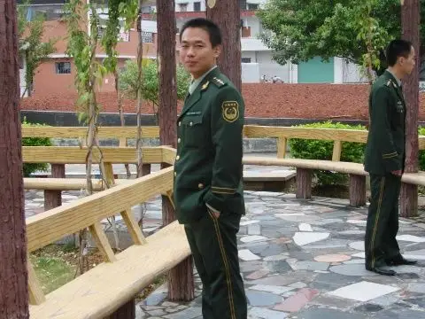 军人相册——武警中尉