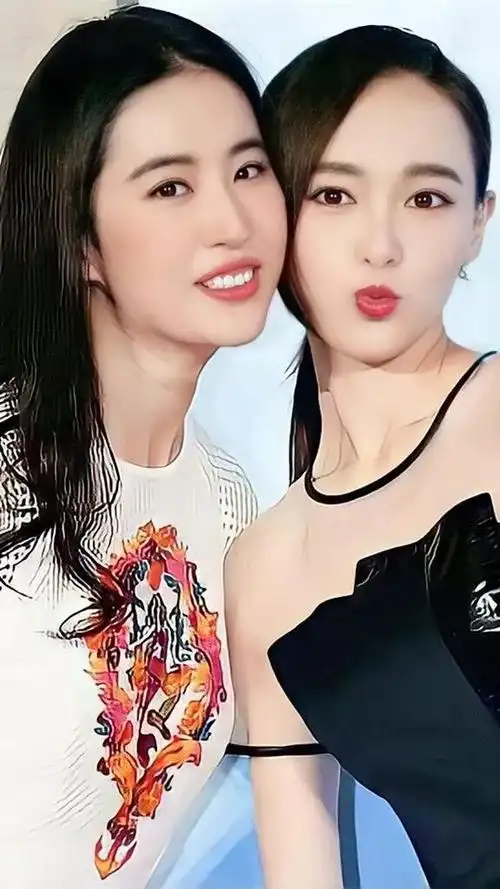 娱乐圈女明星最珍贵的合照,最后一张最珍贵_网易订阅