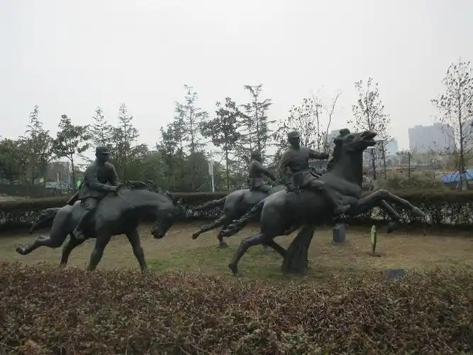 缅怀朱瑞将军走进,陈毅题词的宿迁马陵公园苏北大战纪念馆