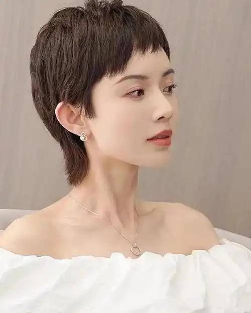 2023年流行发型,这4种不能少,告诉你怎样才能跟上时尚潮流