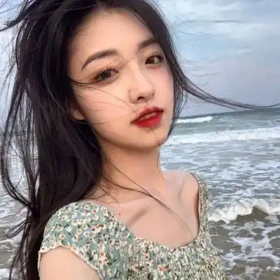 气质女人味的微信头像2020黑夜是孤独的调味品