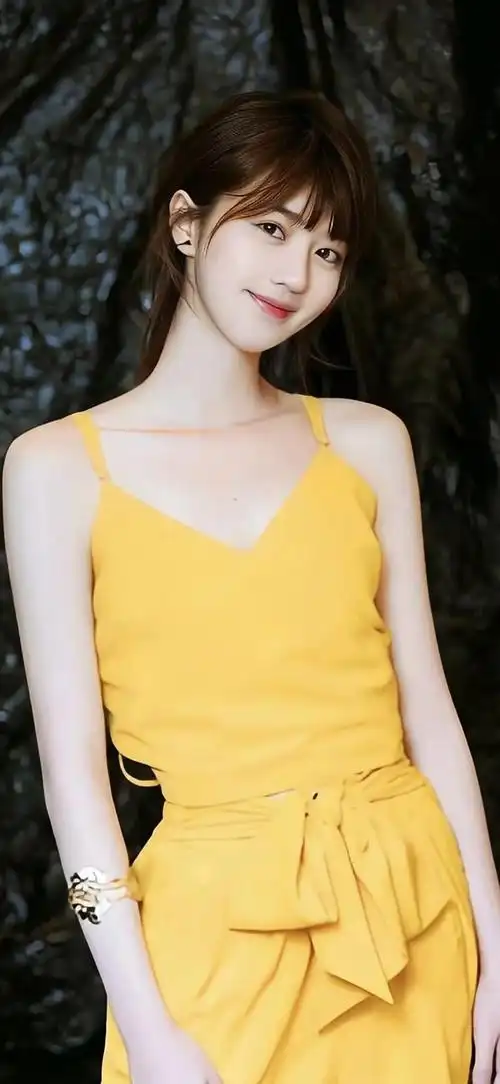 李凯馨,愿甜美的笑容,常挂在她的脸上