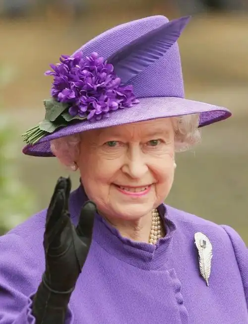 英国女王伊丽莎白二世:70年在位,传奇一生