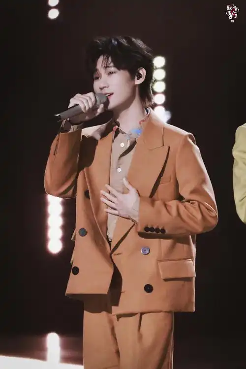 张真源 live之神