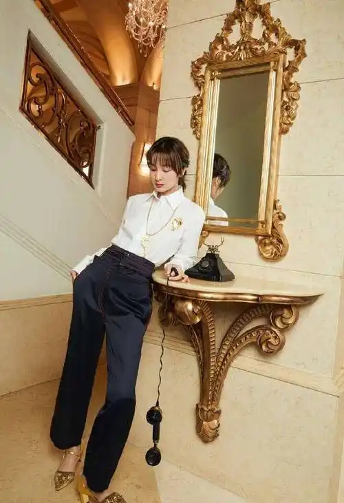 原创t恤下面别再穿裤子了很土学吴昕的新潮穿搭这也太美了吧