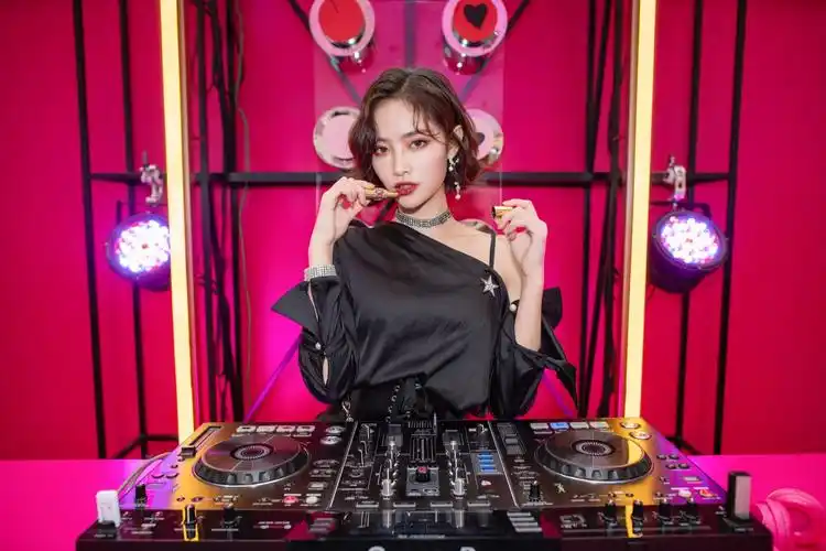 许佳琪 - 堆糖,美图壁纸兴趣社区