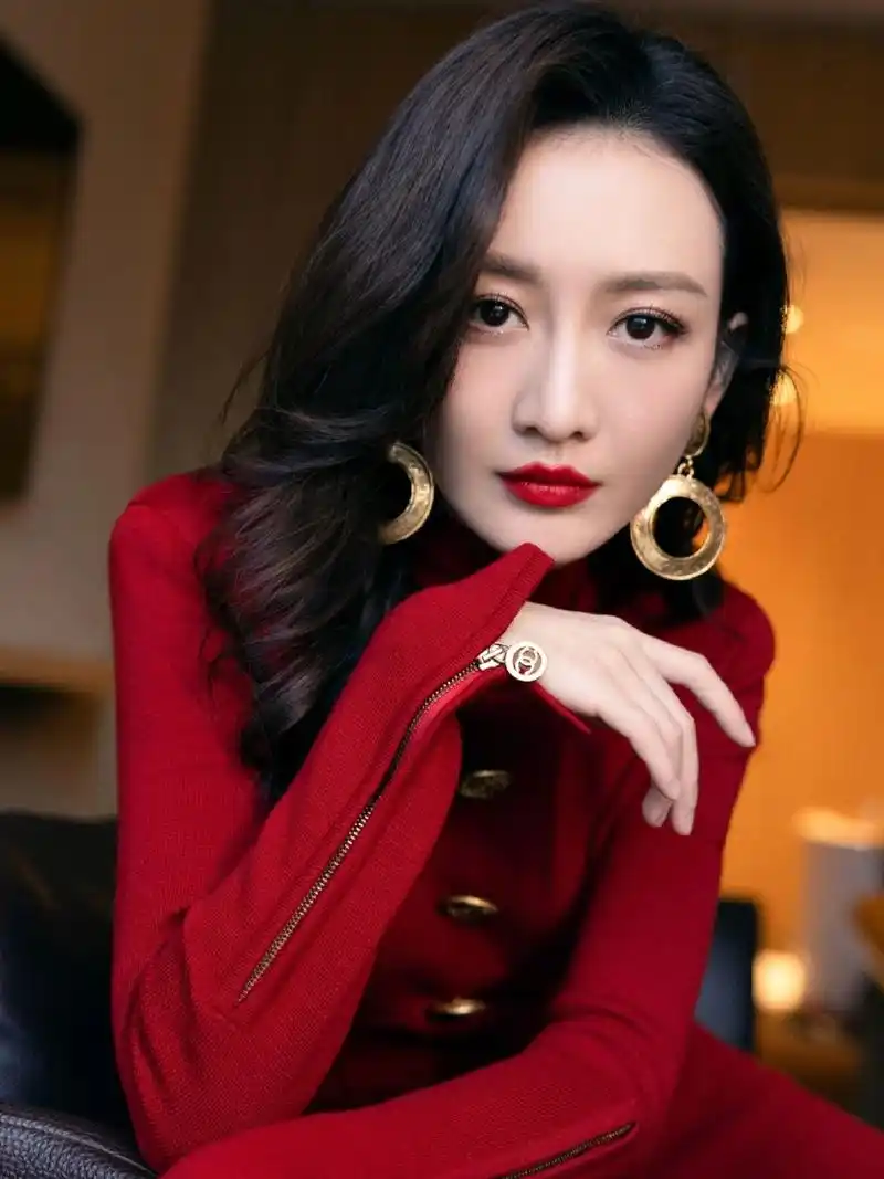 美女壁纸第234期—王鸥