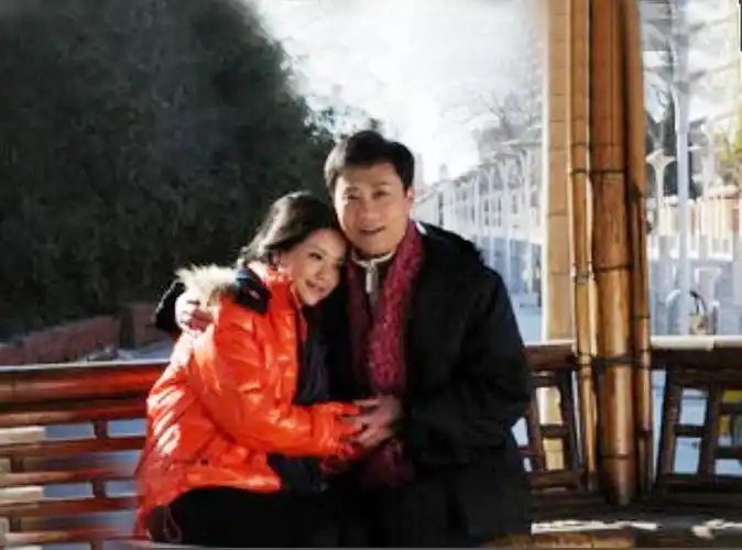 著名歌唱家耿为华和妻子离婚伤透了心至今单身