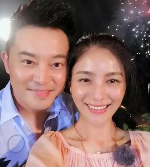 沙溢婚前谈3次恋爱(结婚前删掉前女友)(22)