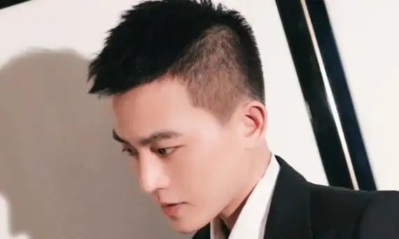 男士发型名称大全配图,男士流行烫发发型图片图5